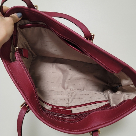 Michael Kors leather tote - Picture 6 of 9